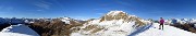 45 Sulla cresta innevata del Monte Arete con vista in Valegino 